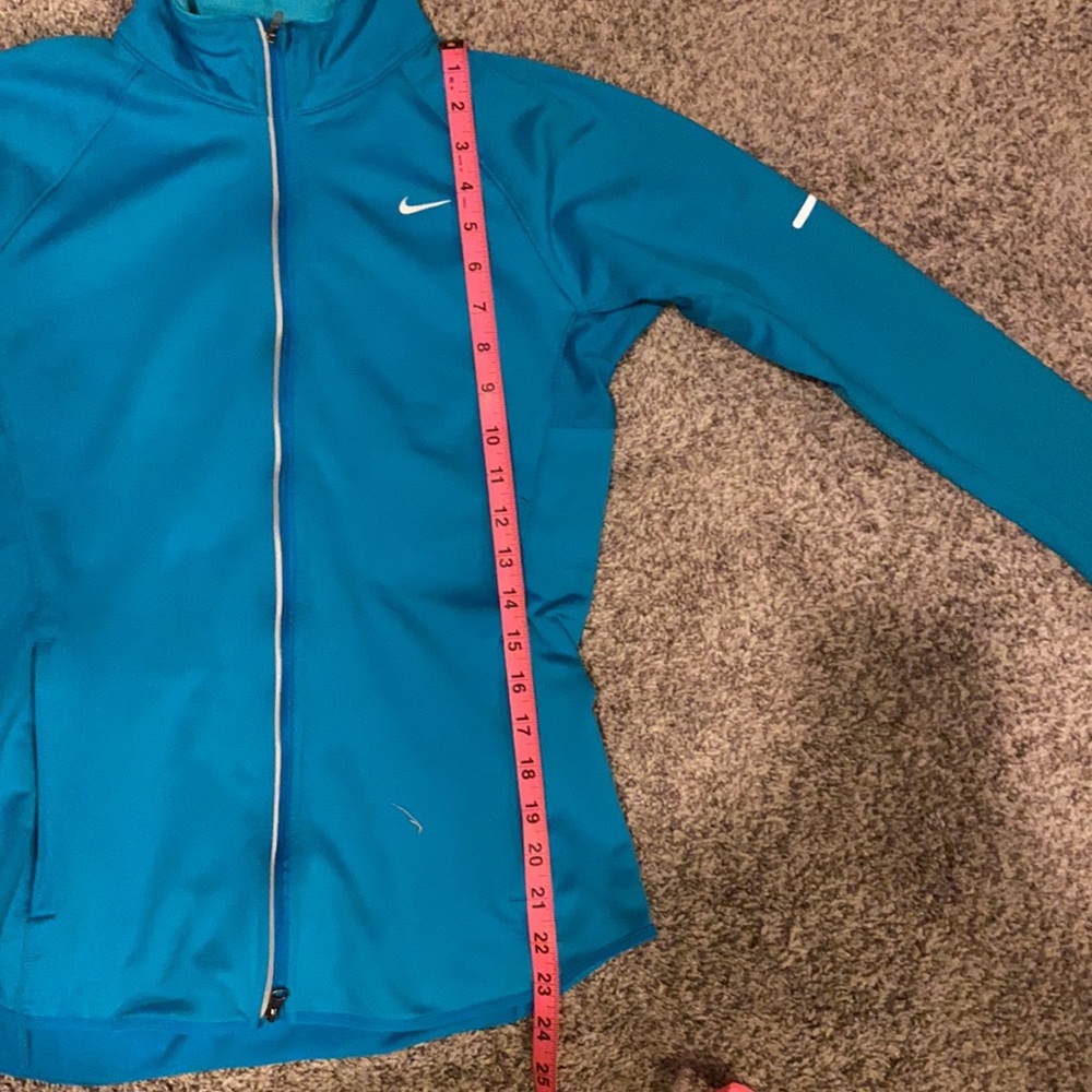 Nike jacket - Picture 5 of 6